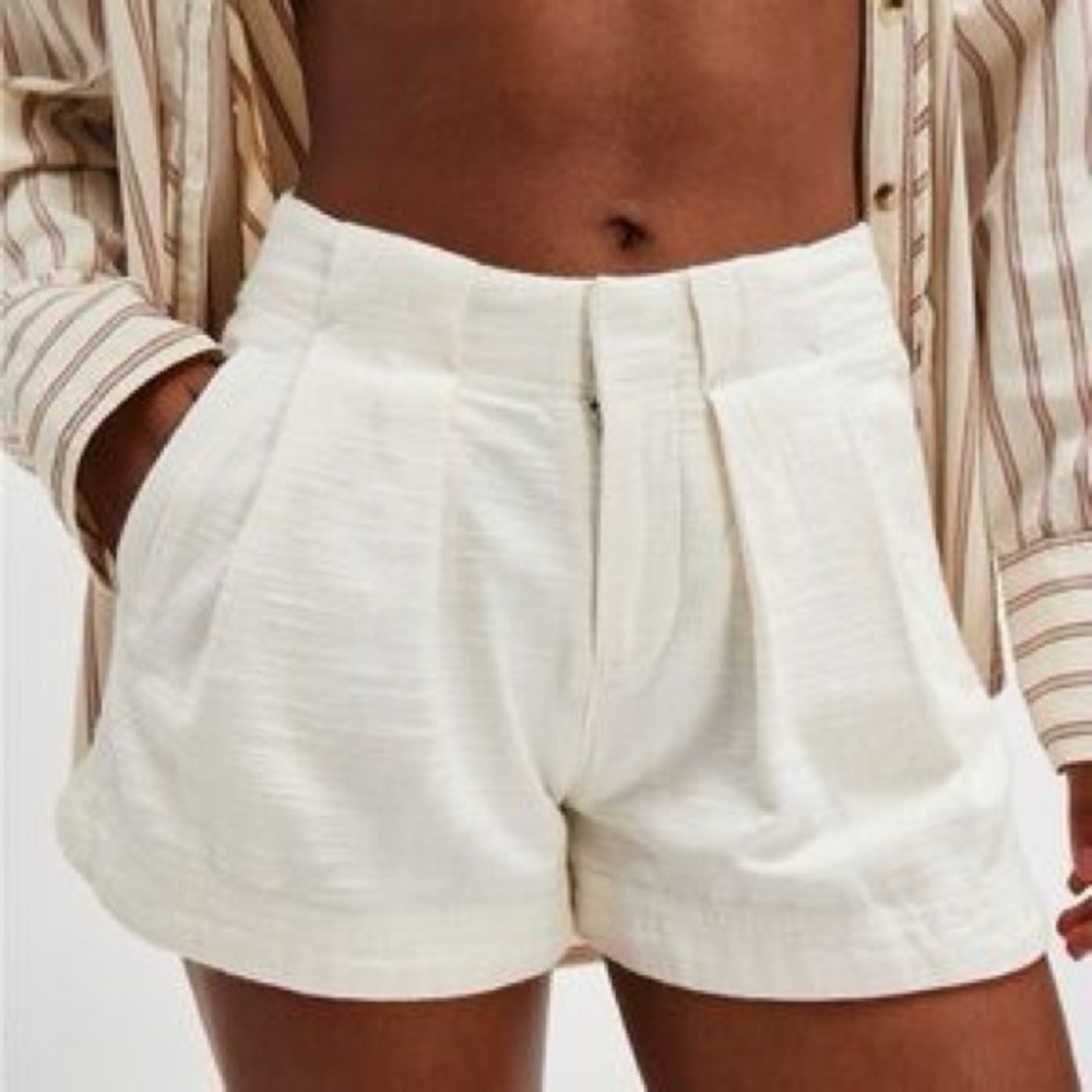 FREE PEOPLE Rowan Pleated Chino Shorts